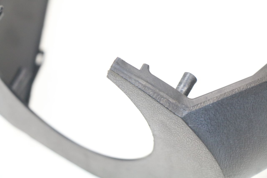 photo de Copri manubrio posteriore RAZZO STEED 125 (2012 - 2018) - Primo piano tecnico