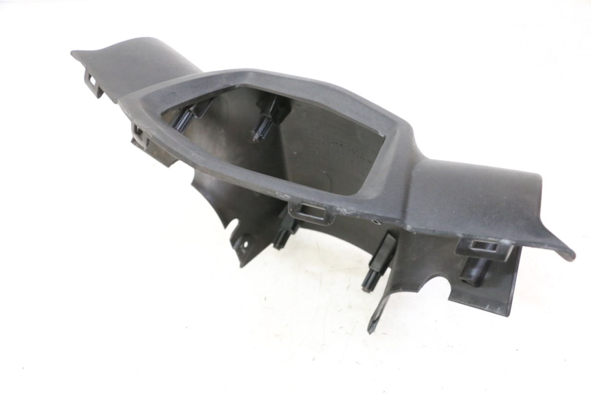 photo de COPRIMANUBRIO POSTERIORE PEUGEOT STREETZONE I 2T 50 (2018 - 2020) - Primo piano tecnico