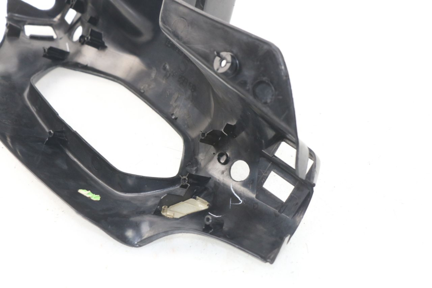 photo de Copri manubrio posteriore PEUGEOT SV 50 (1992 - 2004) - Dettaglio del componente