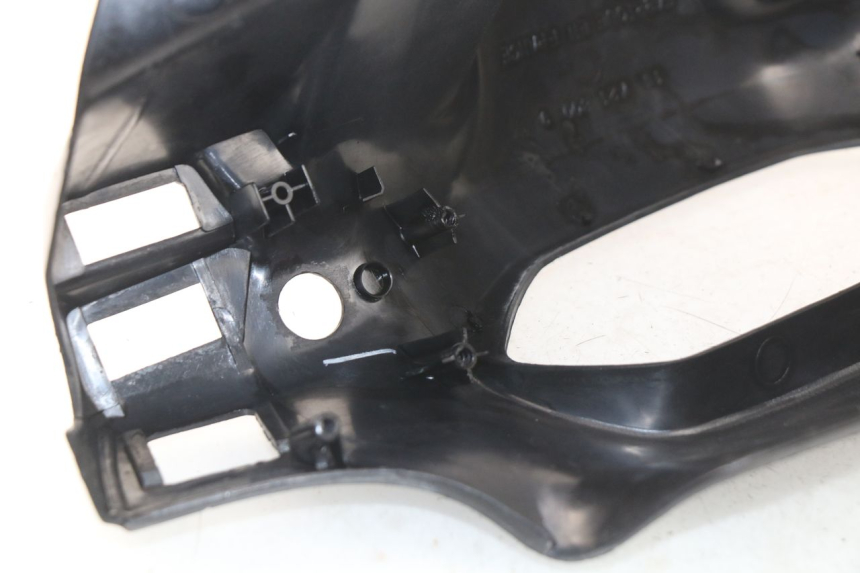 photo de Copri manubrio posteriore PEUGEOT SV 50 (1992 - 2004) - Zoom sullo stato d'uso