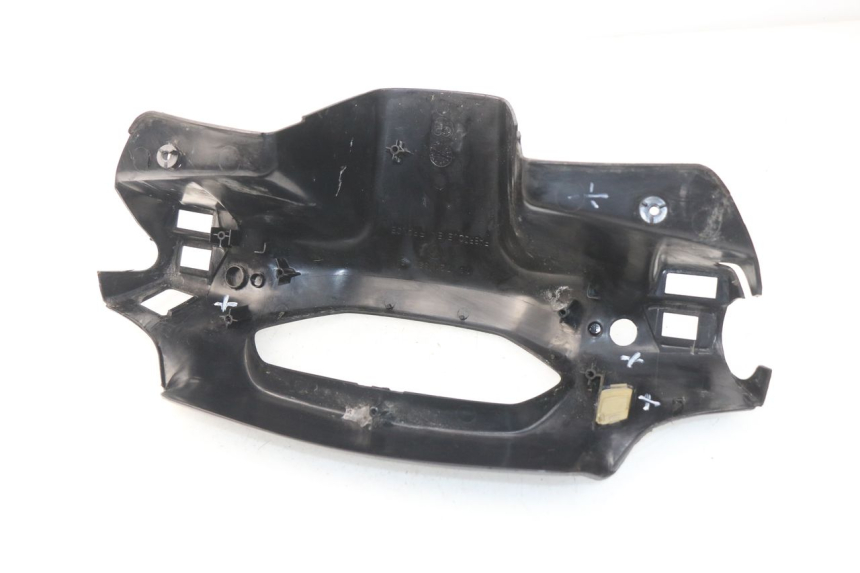 photo de COPERCHIO MANUBRIO POSTERIORE PEUGEOT SV 80 (1993 - 1997) - Zoom sui componenti