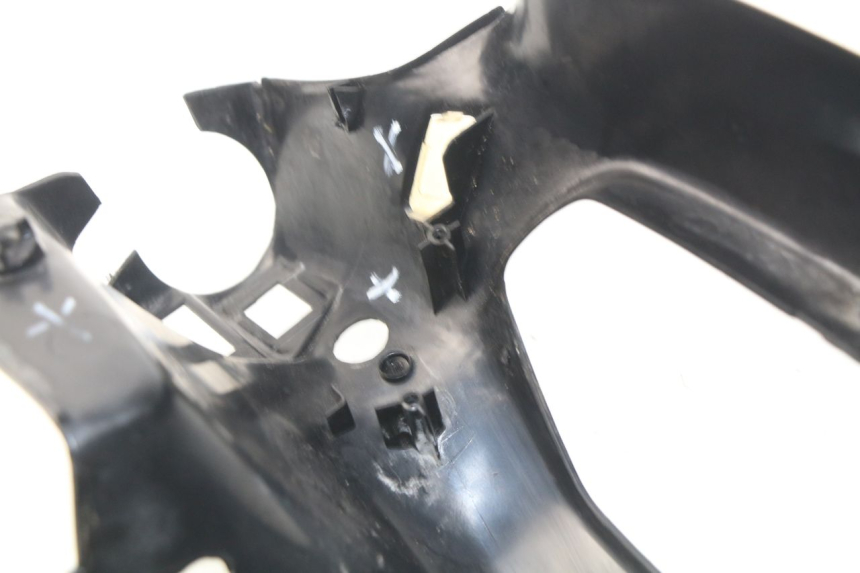 photo de COPERCHIO MANUBRIO POSTERIORE PEUGEOT SV 80 (1993 - 1997) - Zoom sullo stato d'uso