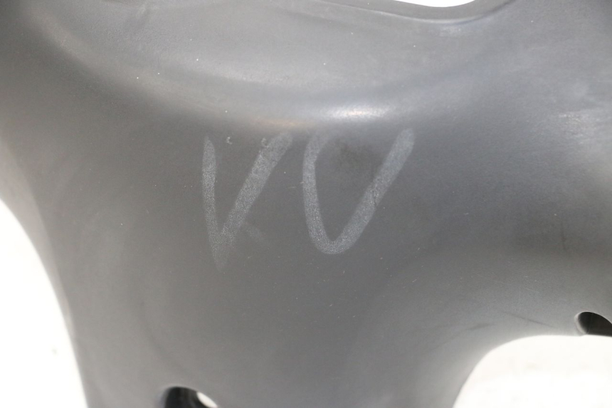 photo de COFANO MANUBRIO POSTERIORE SYM ORBIT 2 4T 50 (2018 - 2022) - Dettaglio del componente