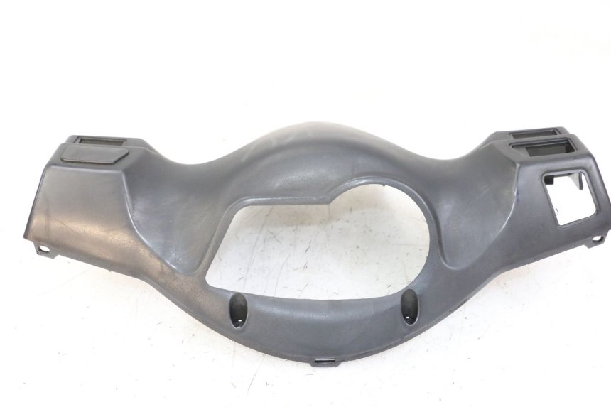 photo de COFANO MANUBRIO POSTERIORE SYM ORBIT 2 4T 50 (2018 - 2022) - Altra angolazione