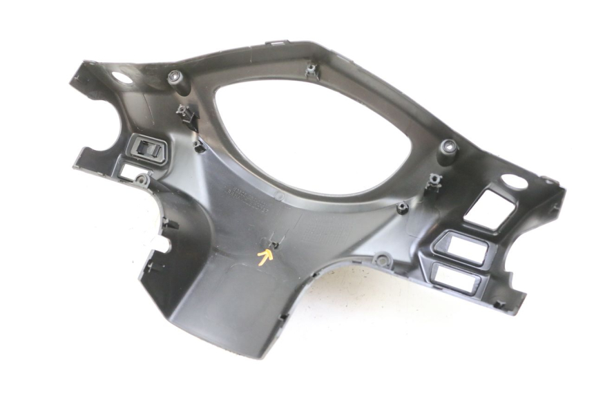 photo de COFANO MANUBRIO POSTERIORE SYM ORBIT III 3 4T 50 (2018 - 2021) - Marcature e riferimenti originali