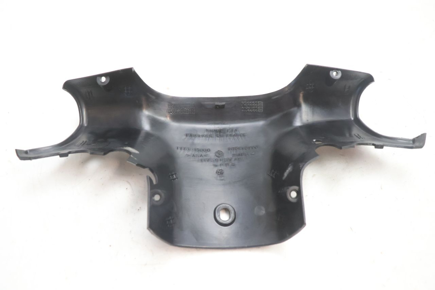 photo de COPRIMANUBRIO POSTERIORE PEUGEOT TREKKER TKR 50 (2005 - 2014) - Vista d'insieme del prodotto