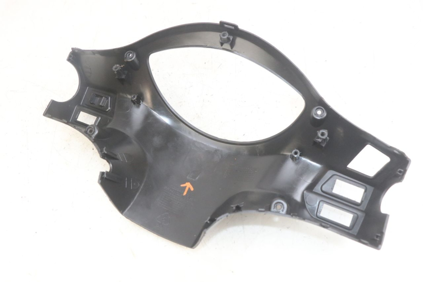 photo de COFANO MANUBRIO POSTERIORE PEUGEOT TWEET 4T 50 (2018 - 2022) - Dettagli dei punti di fissaggio