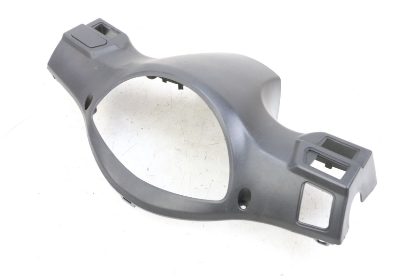 photo de COPRIMANUBRIO POSTERIORE PEUGEOT TWEET PRO EFI 4T 50 (2021 - 2022) - Altra angolazione