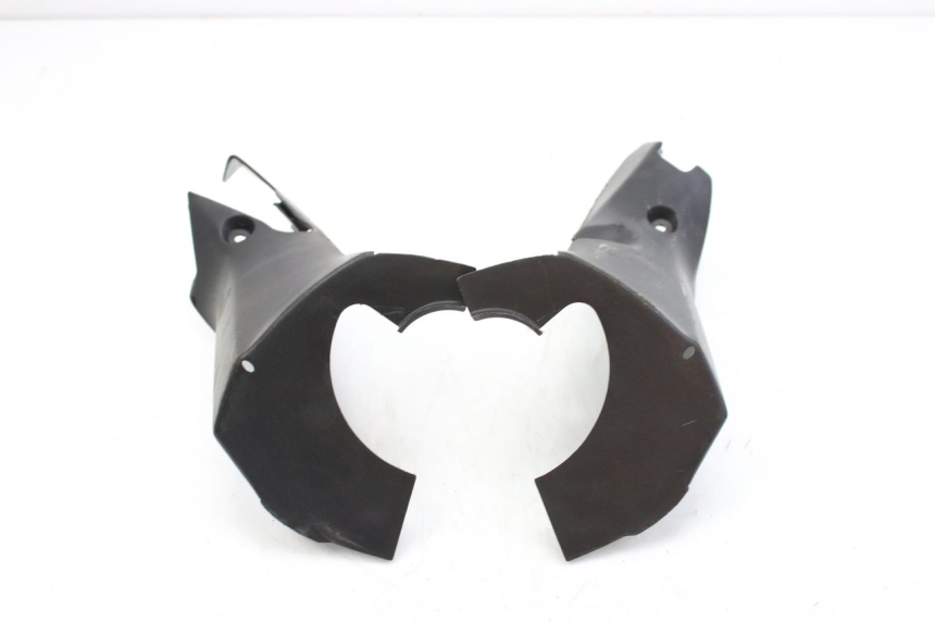 photo de COPRI MANUBRIO POSTERIORE SUZUKI UH BURGMAN 125 (2002 - 2006) - Vista principale