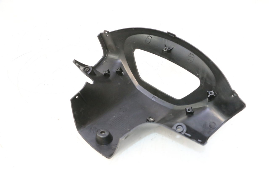 photo de COFANO MANUBRIO POSTERIORE PEUGEOT V-CLIC VCLIC 50 (2007 - 2013) - Altra angolazione