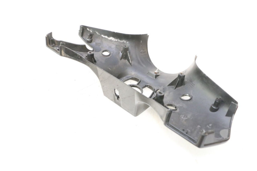 photo de COPRIMANUBRIO POSTERIORE PIAGGIO VESPA PK FL 2T 50 (1990 - 1996) - Primo piano tecnico