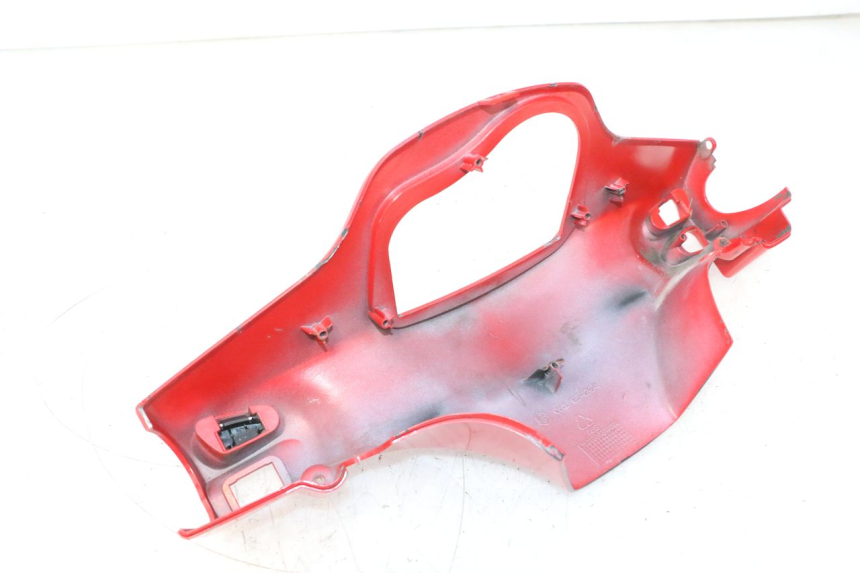 photo de COPRI MANUBRIO POSTERIORE PIAGGIO VESPA S 2T 50 (2007 - 2014) - Foto prodotto supplementare