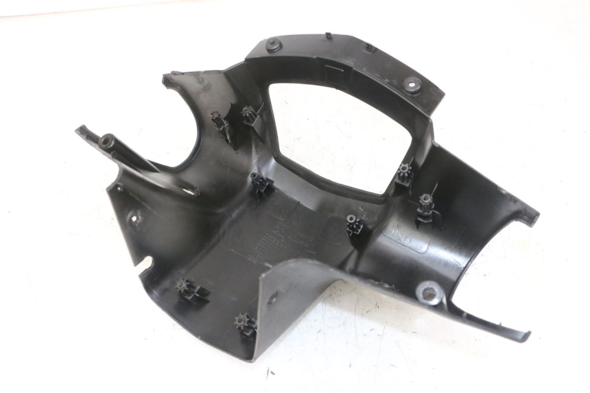 photo de COPRIMANUBRIO POSTERIORE PEUGEOT VIVACITY NEW 4T 50 (2008 - 2017) - Stato della superficie e materiale