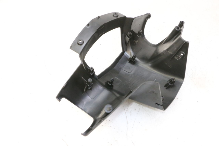 photo de COPRIMANUBRIO POSTERIORE PEUGEOT VIVACITY NEW 4T 50 (2008 - 2017) - Primo piano tecnico