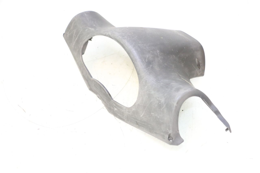 photo de COFANO MANUBRIO POSTERIORE PEUGEOT VIVACITY 50 (1998 - 2003) - Zoom sullo stato d'uso