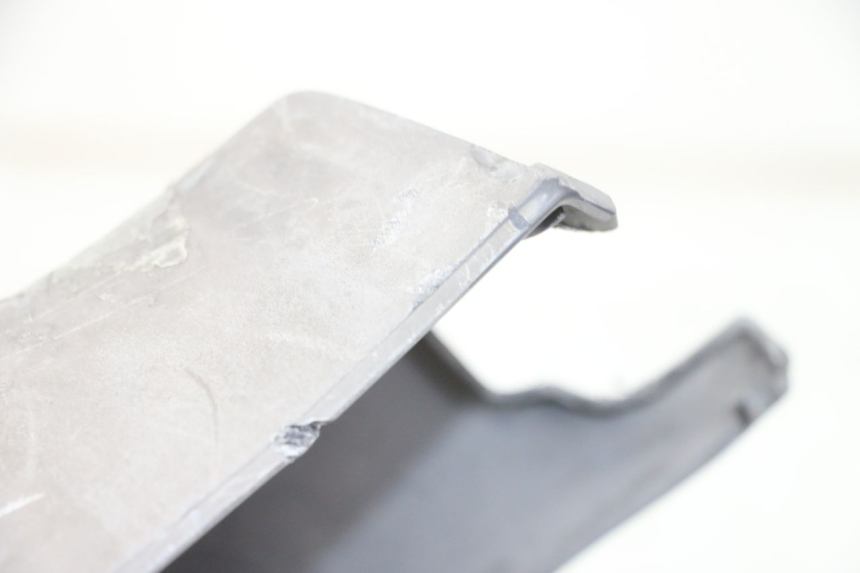 photo de COPERCHIO MANUBRIO POSTERIORE PEUGEOT VIVACITY 100 (1999 - 2008) - Dettaglio del componente