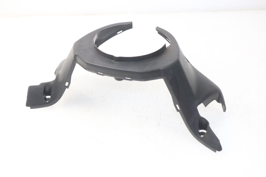 photo de Copri manubrio posteriore YAMAHA XP T-MAX TMAX ABS 500 (2004 - 2007) - Dettaglio del componente