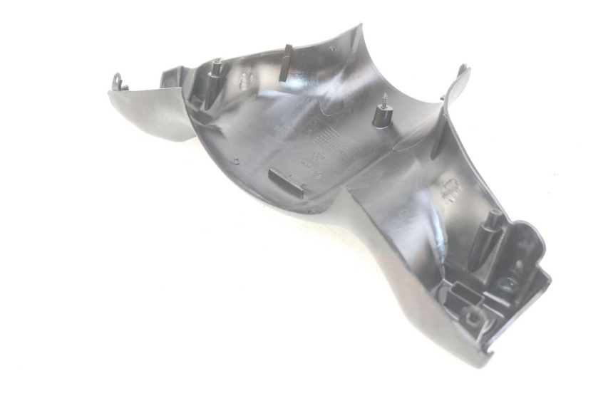 photo de COPRI MANUBRIO POSTERIORE PIAGGIO ZIP 4T 50 (2018 - 2020) - Primo piano tecnico