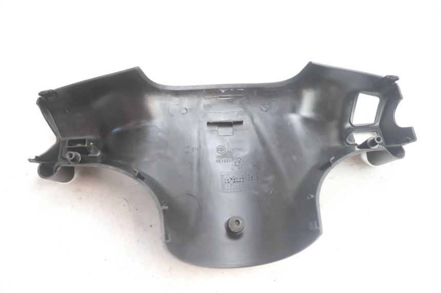 photo de COPRIMANUBRIO POSTERIORE PIAGGIO ZIP IGET 4T 50 (2021 - 2023) - Altra angolazione
