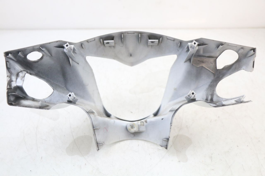 photo de COPRIMANUBRIO ANTERIORE SUZUKI ADDRESS 110 (2015 - 2020) - Marcature e riferimenti originali