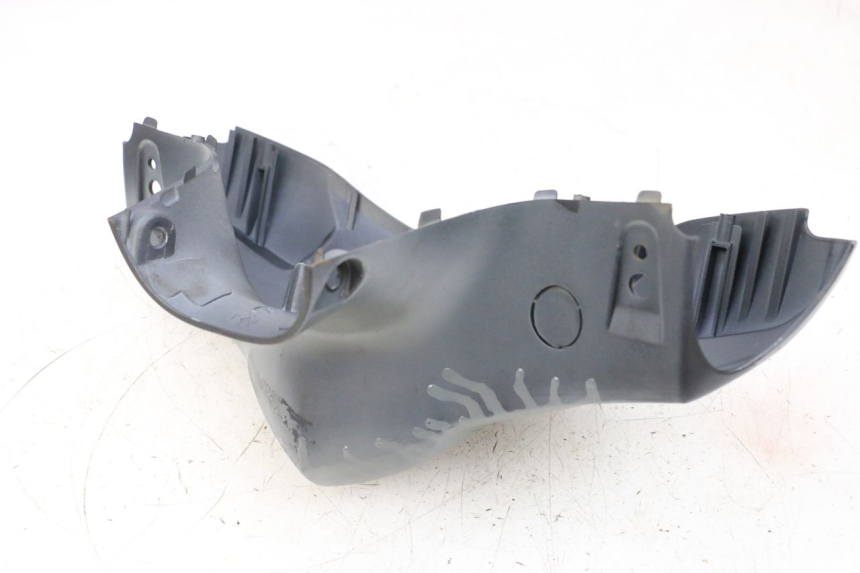 photo de COFANO MANUBRIO ANTERIORE KYMCO AGILITY 4T 50 (2018 - 2022) - Primo piano tecnico