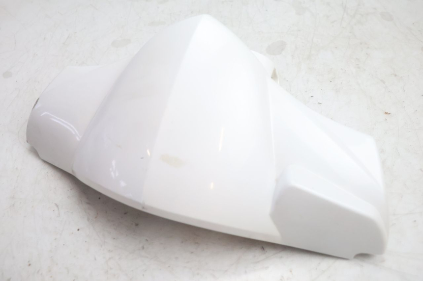 photo de COPERCHIO MANUBRIO ANTERIORE KYMCO AGILITY FR 2T 50 (2012 - 2017) - Primo piano tecnico
