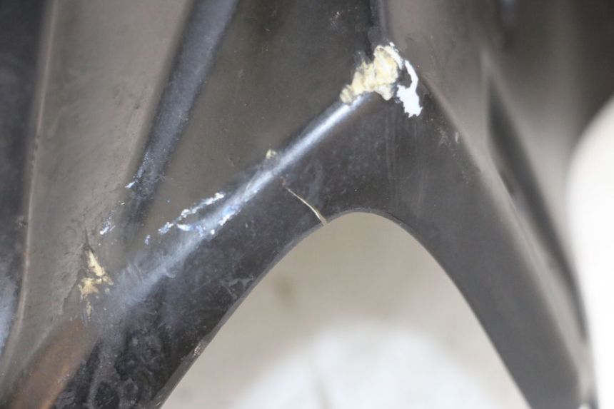 photo de COPRIMANUBRIO ANTERIORE KYMCO AGILITY PREMIUM 50 (2007 - 2010) - Zoom sullo stato d'uso