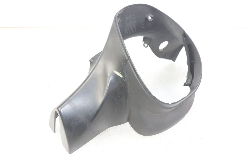 photo de COFANO MANUBRIO ANTERIORE PIAGGIO BEVERLY 125 (2010 - 2015) - Dettagli dei punti di fissaggio