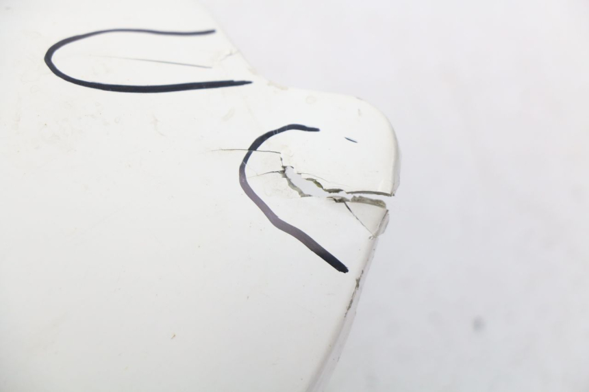 photo de COPERCHIO MANUBRIO ANTERIORE PGO BIG MAX 50 (2001 - 2009) - Marcature e riferimenti originali