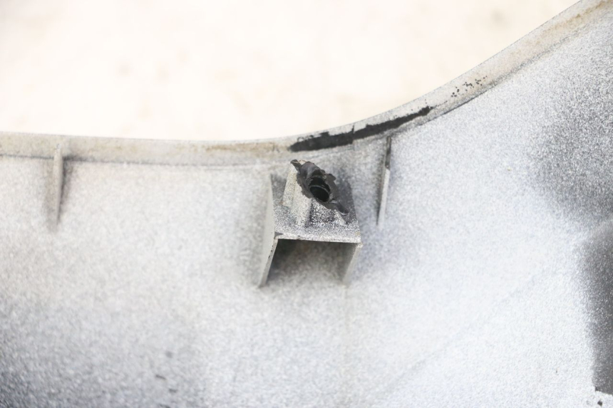 photo de COFANO MANUBRIO ANTERIORE MBK BOOSTER SPIRIT 50 (2004 - 2017) - Primo piano tecnico