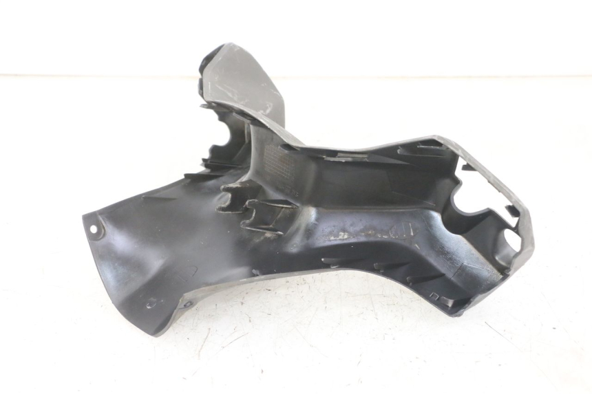 photo de COPERCHIO MANUBRIO ANTERIORE SUZUKI BURGMAN 125 (2007 - 2014) - Zoom sullo stato d'uso