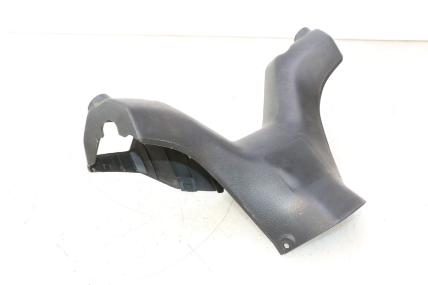 photo de COPERCHIO MANUBRIO ANTERIORE SUZUKI BURGMAN 125 (2007 - 2014) - Zoom sullo stato d'uso