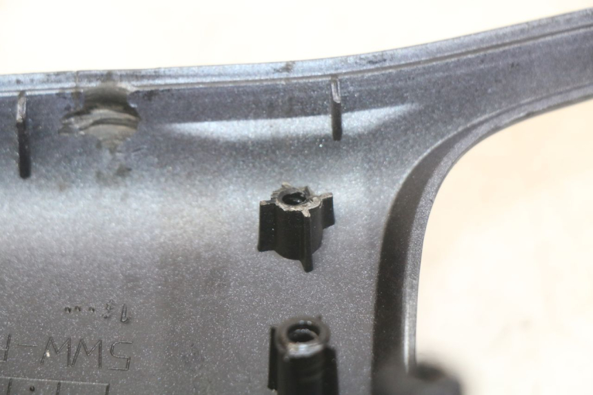 photo de COFANO MANUBRIO ANTERIORE YAMAHA BW'S EASY 50 (2013 - 2016) - Zoom sullo stato d'uso