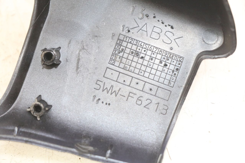 photo de COFANO MANUBRIO ANTERIORE YAMAHA BW'S EASY 50 (2013 - 2016) - Primo piano tecnico