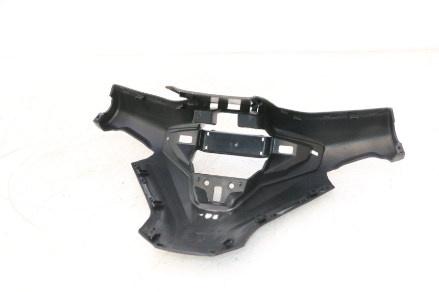 photo de COPERCHIO MANUBRIO ANTERIORE BMW C SPORT 650 (2015 - 2021) - Zoom sullo stato d'uso