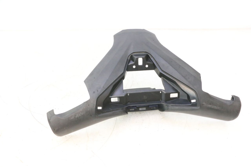 photo de COPERCHIO MANUBRIO ANTERIORE BMW C SPORT 650 (2015 - 2021) - Altra angolazione