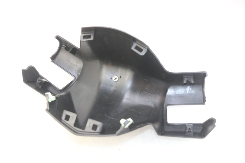 photo de COFANO MANUBRIO ANTERIORE PEUGEOT CITYSTAR 125 (2011 - 2017) - Primo piano tecnico