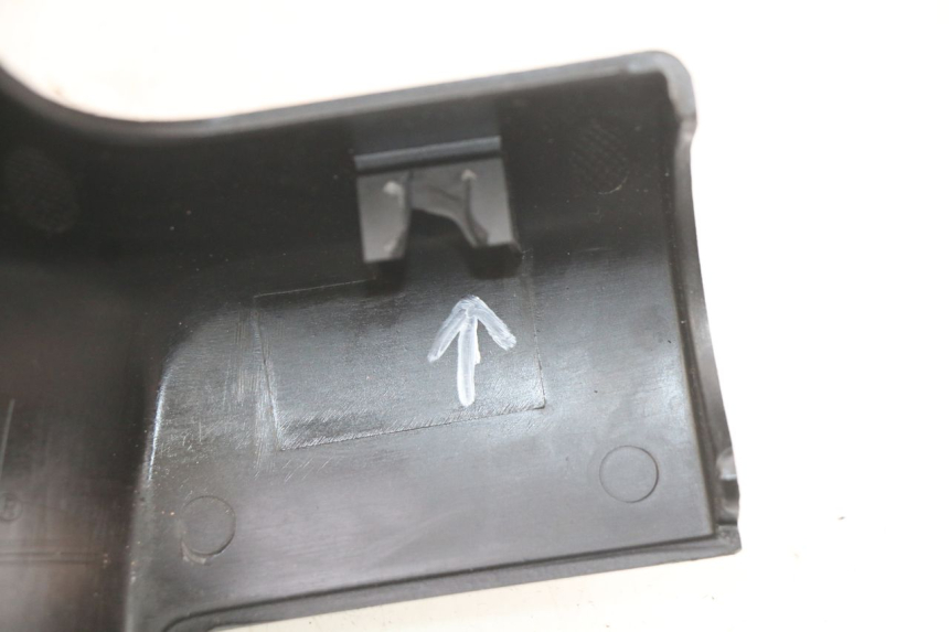 photo de COFANO MANUBRIO ANTERIORE PEUGEOT CITYSTAR 125 (2011 - 2017) - Vista d'insieme del prodotto