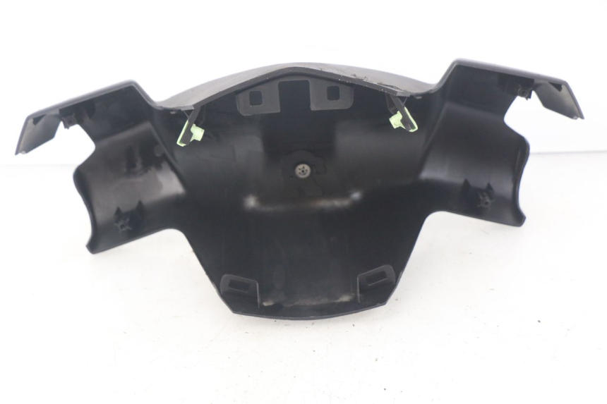 photo de COFANO MANUBRIO ANTERIORE PEUGEOT CITYSTAR 50 (2013 - 2017) - Primo piano tecnico