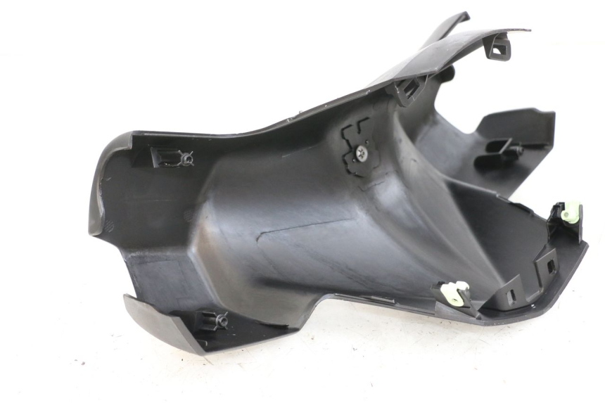 photo de COFANO MANUBRIO ANTERIORE PEUGEOT CITYSTAR 50 (2013 - 2017) - Zoom sullo stato d'uso