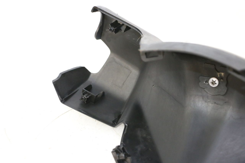 photo de COFANO MANUBRIO ANTERIORE PEUGEOT CITYSTAR 50 (2013 - 2017) - Dettagli dei punti di fissaggio