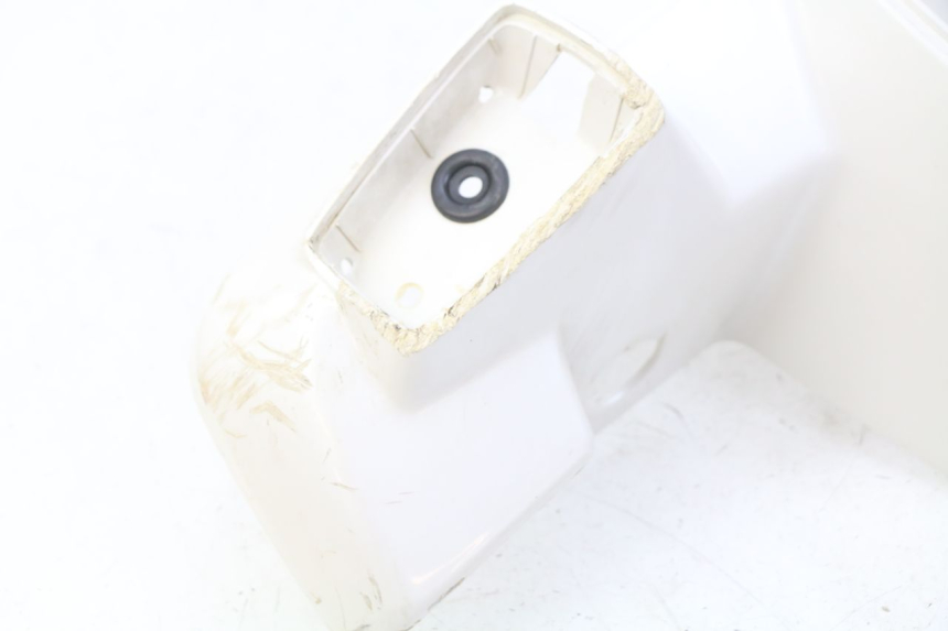 photo de COFANO MANUBRIO ANTERIORE SUZUKI CP 80 (1985 - 1996) - Dettagli dei punti di fissaggio