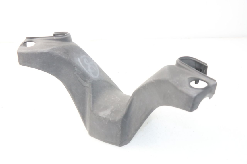 photo de COPERCHIO MANUBRIO ANTERIORE KYMCO DINK STREET 125 (2009 - 2014) - Zoom sullo stato d'uso