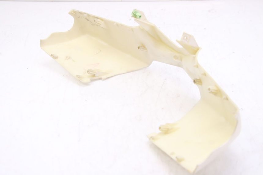 photo de COFANO MANUBRIO ANTERIORE PEUGEOT E-VIVACITY 1 (2012 - 2018) - Primo piano tecnico