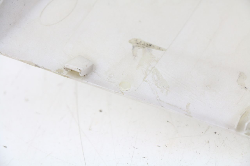 photo de COFANO MANUBRIO ANTERIORE PEUGEOT E-VIVACITY 1 (2012 - 2018) - Dettaglio del componente