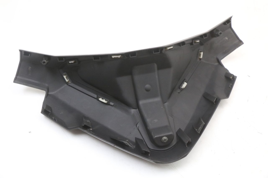 photo de COPRIMANUBRIO ANTERIORE LONGJIA EASY MAX 125 (2020 - 2024) - Altra angolazione