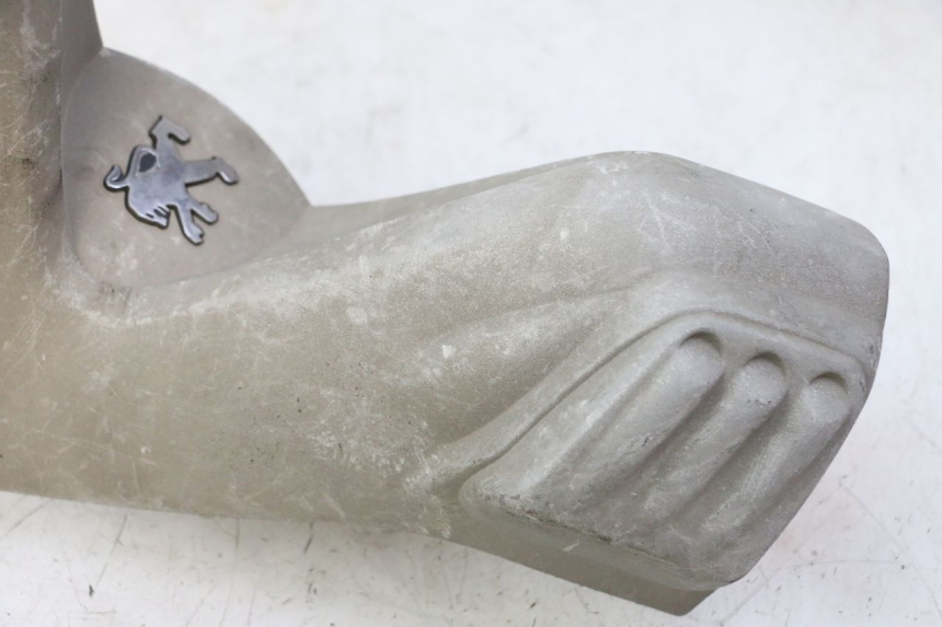 photo de COFANO MANUBRIO ANTERIORE PEUGEOT ELYSTAR 50 (2002 - 2014) - Primo piano tecnico