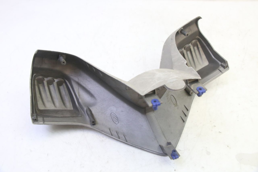 photo de COFANO MANUBRIO ANTERIORE PEUGEOT ELYSTAR 50 (2002 - 2014) - Primo piano tecnico