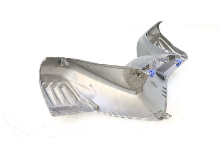 photo de COFANO MANUBRIO ANTERIORE PEUGEOT ELYSTAR 50 (2002 - 2014) - Vista d'insieme del prodotto