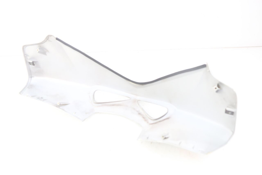 photo de COFANO MANUBRIO ANTERIORE HONDA FES PANTHEON 125 (2003 - 2007) - Zoom sullo stato d'uso